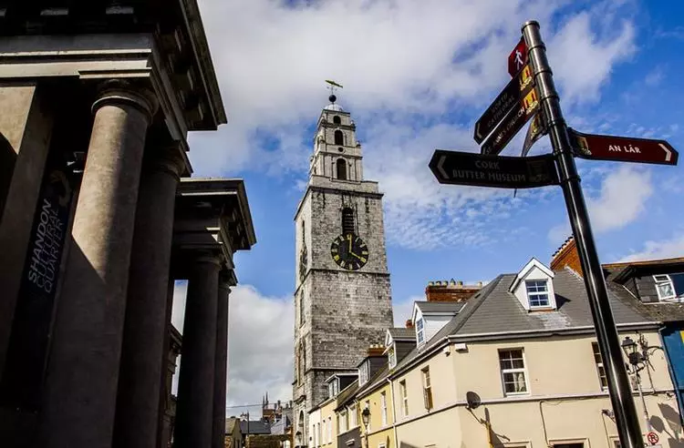 Iglesia de Santa Ana y Shandon Bells - Cork