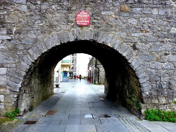 El Arco Español (Spanish Arch) Galway 