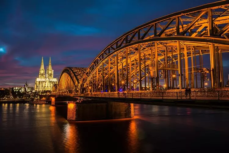 Puente Hohenzollern - Colonia

